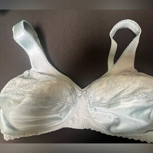 GLAMORISE MAGIC LIFT COTTON BLEND WIRELESS  SUPPORT BRA.  LIGHT TEAL BLUE
SZ 44C